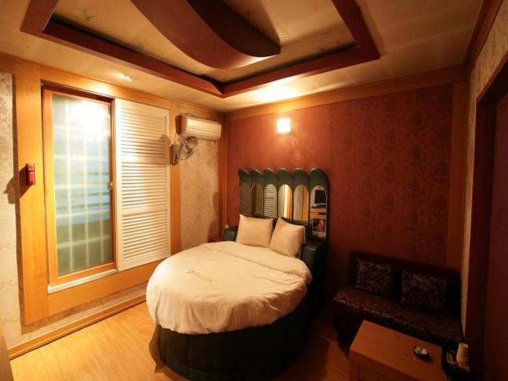 Kōyō Valentine Hotel מראה חיצוני תמונה