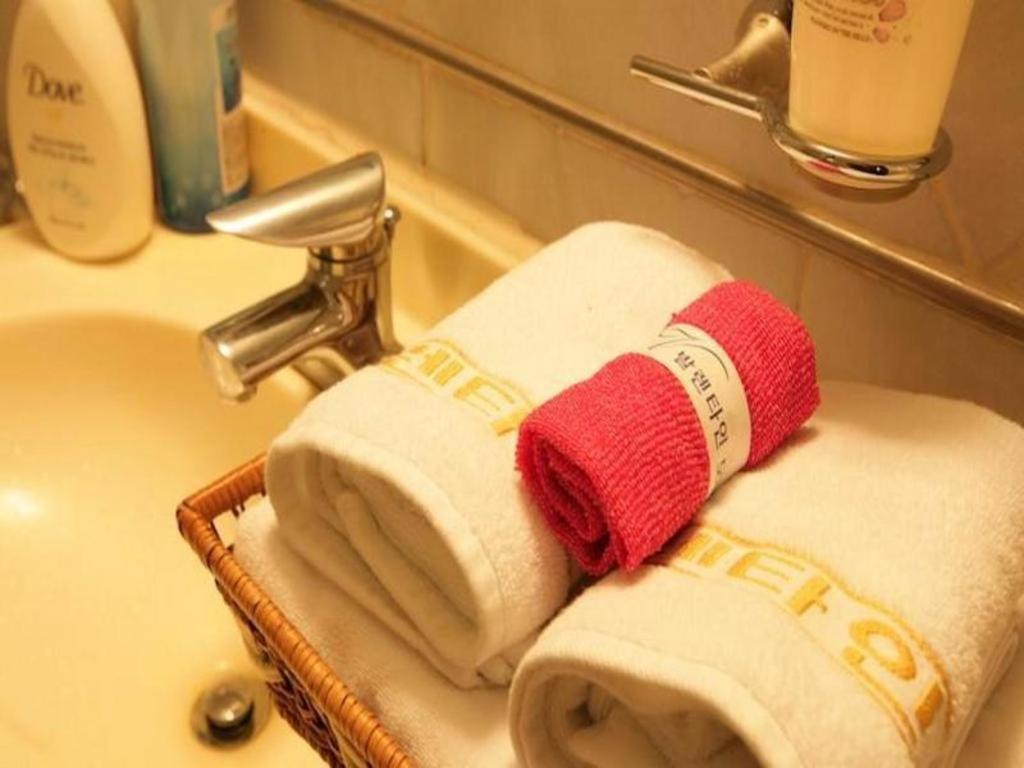 Kōyō Valentine Hotel מראה חיצוני תמונה
