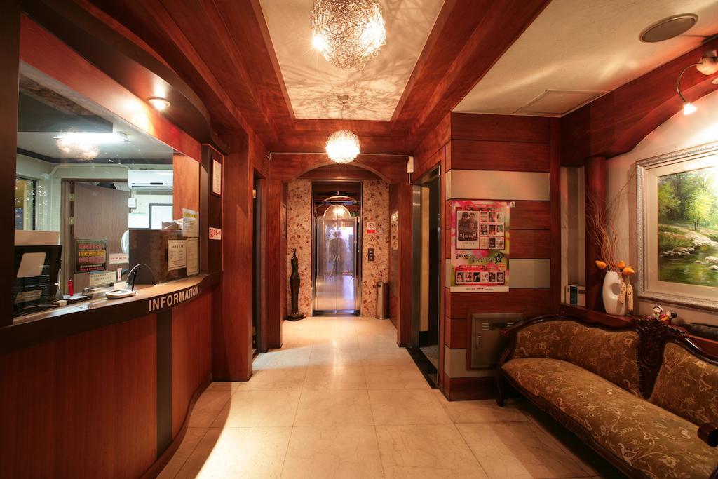 Kōyō Valentine Hotel מראה חיצוני תמונה